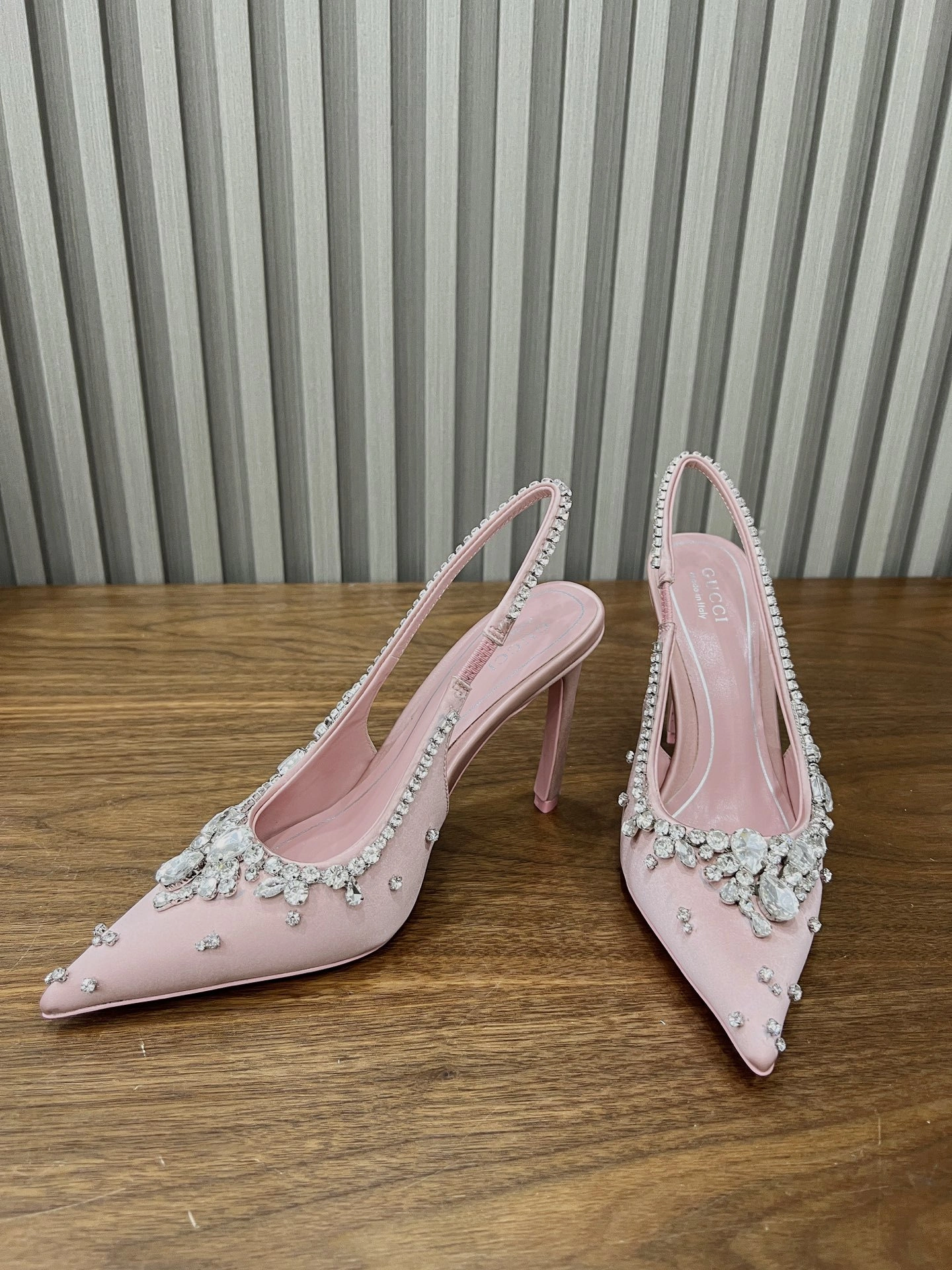 COCO-- 6u33i 812192FAD2V5741 sheepskin Heel height：10.5CM item:E-X198D4160